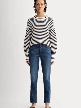 Everlane Classic Straight-Leg Women's Jeans in Dark Blue
